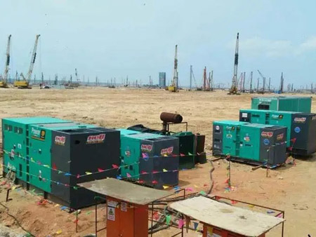 华亭柴油发电机组干式空气滤清器的维护成本高吗？